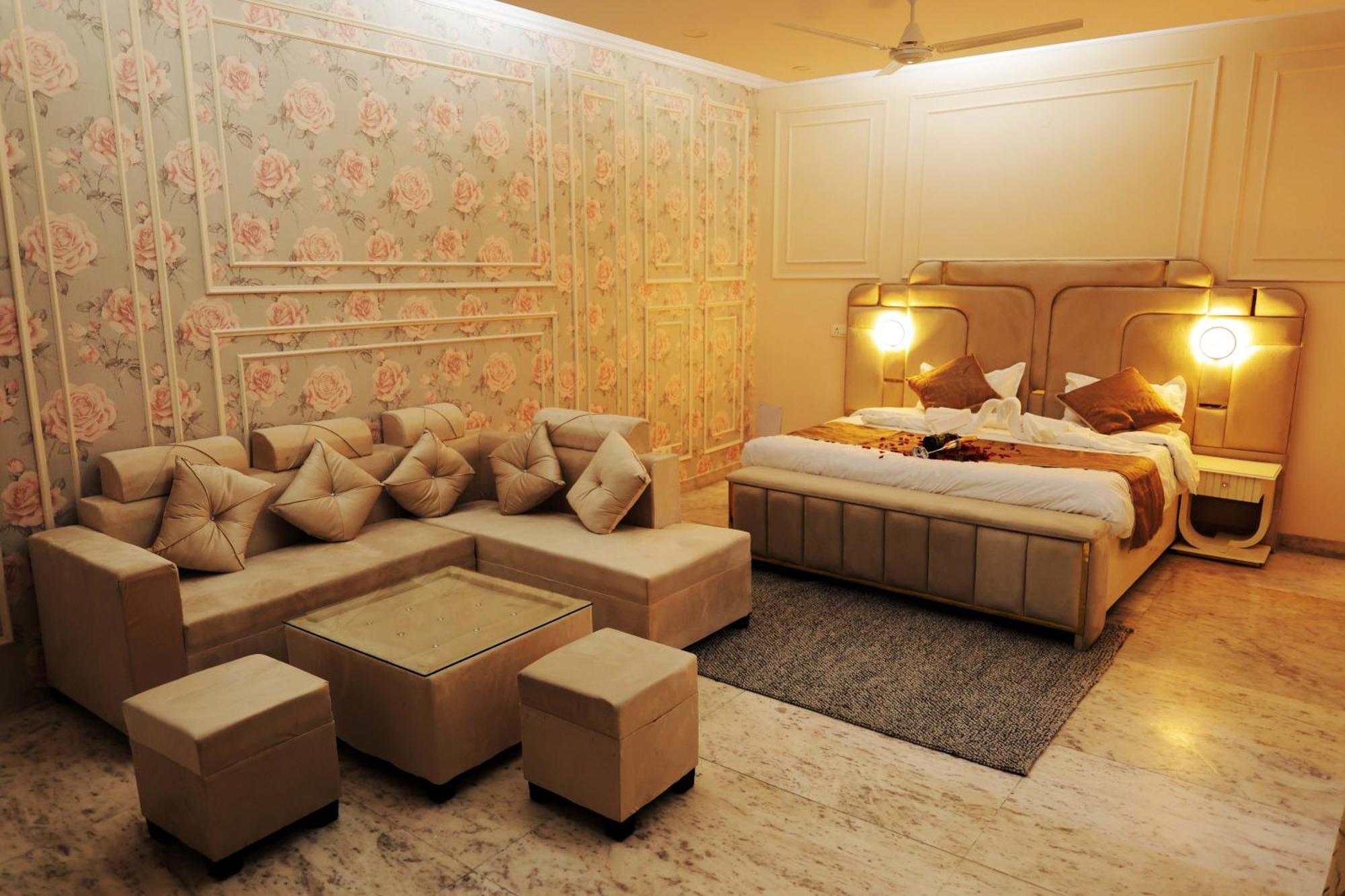Rama House * New Delhi